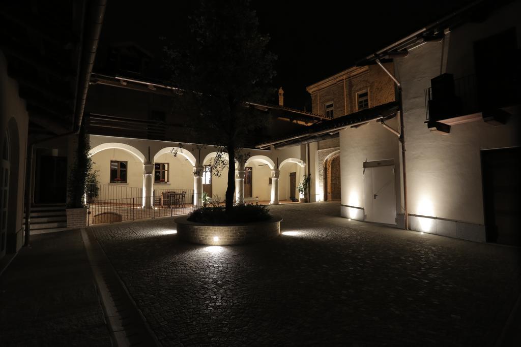 Il Giardino Di Ghilot Panzió Cherasco Kültér fotó